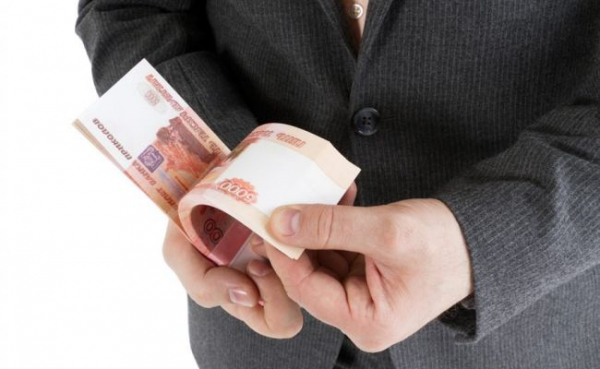 Эксперт: Скоро на рынок с пачками рублей начнут выходить крупные инвесторы