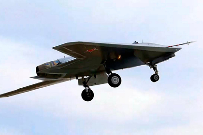 Ведомого Су-57 назвали небоеспособным