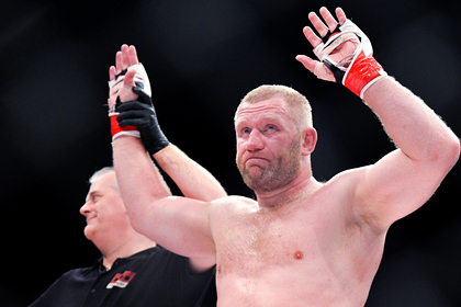 Боец MMA Харитонов дебютировал в боксе и нокаутировал британца