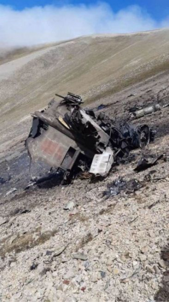 Ереван обнародовал фотографии обломков сбитого Су-25 ВВС Армении