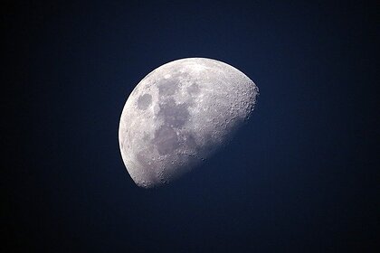 Япония построит завод на Луне