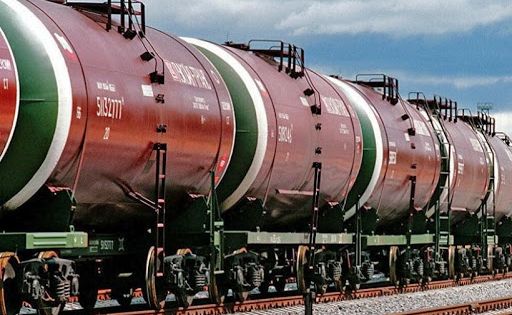 Белоруссия возобновила поставку нефтепродуктов в Россию