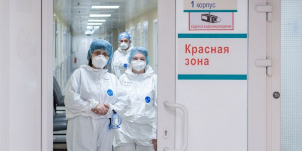 Кривая заражений коронавирусом в России обогнала Индию и уверенно растёт